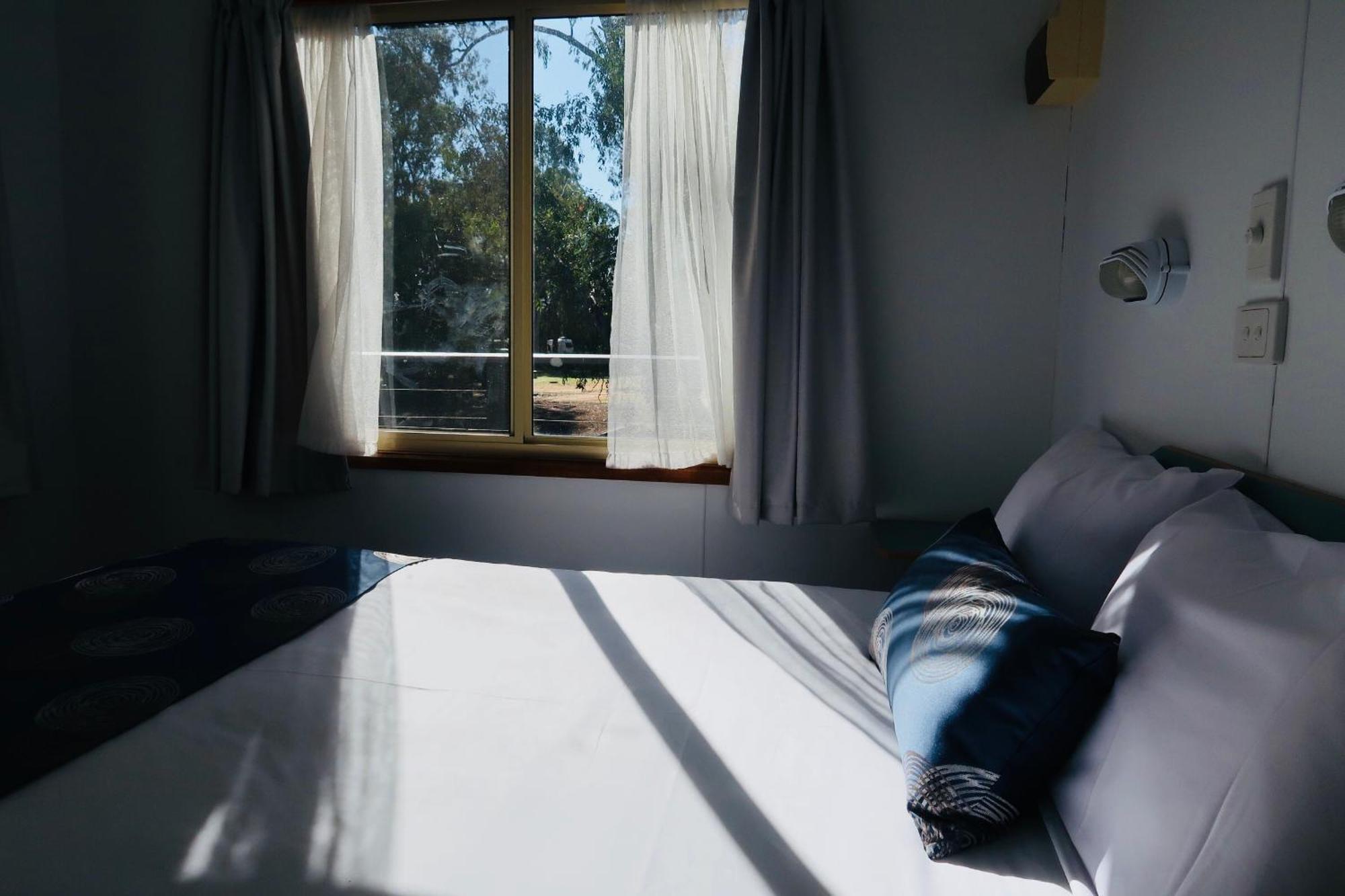 Euroa Caravan Park Hotel Room photo