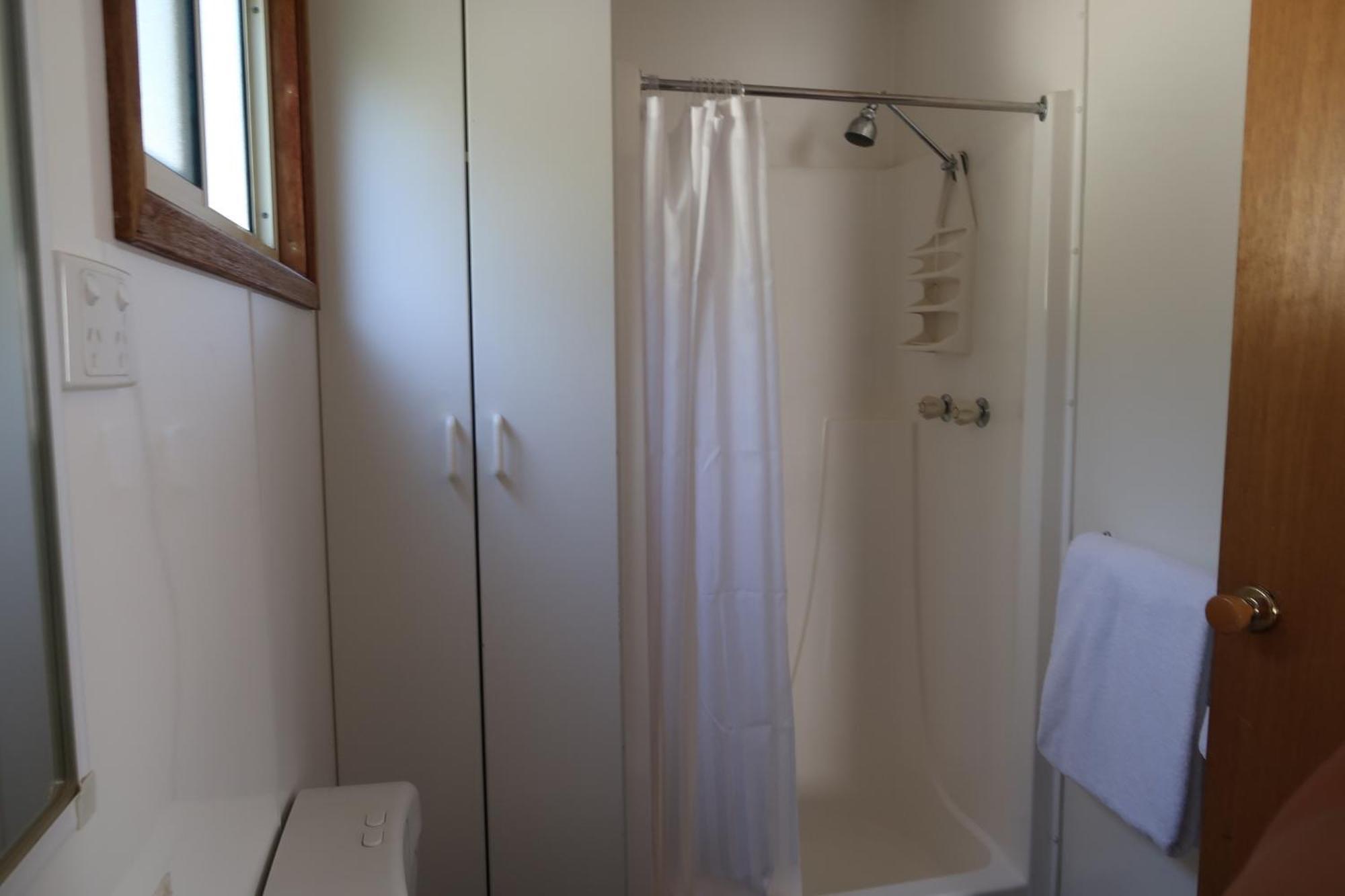 Euroa Caravan Park Hotel Room photo