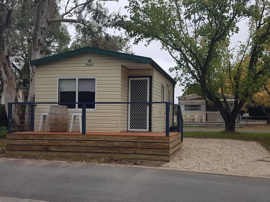 Euroa Caravan Park Hotel Exterior photo