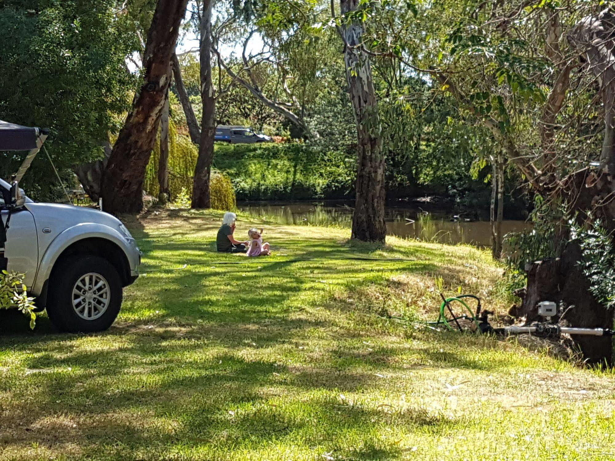 Euroa Caravan Park Hotel Exterior photo